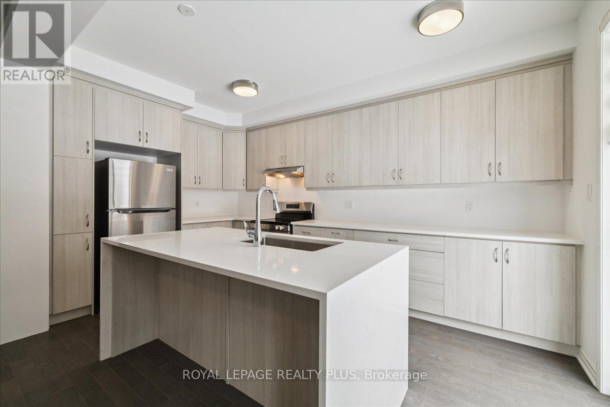 3224 Meadowridge Drive, Oakville, Ontario  L6H 8B4 - Photo 13 - W12893046