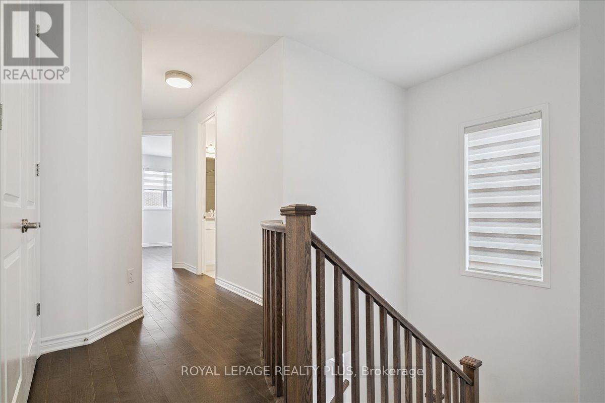 3224 Meadowridge Drive, Oakville, Ontario  L6H 8B4 - Photo 15 - W12893046