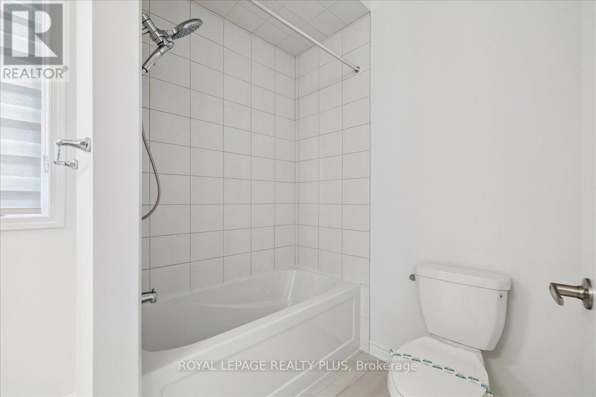 3224 Meadowridge Drive, Oakville, Ontario  L6H 8B4 - Photo 29 - W12893046