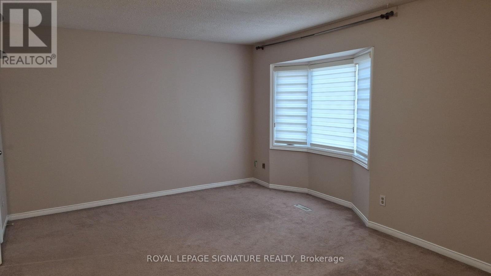 15 - 1039 Cedarglen Gate, Mississauga, Ontario  L5C 3A7 - Photo 14 - W12893050