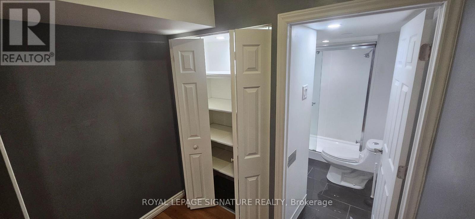 15 - 1039 Cedarglen Gate, Mississauga, Ontario  L5C 3A7 - Photo 21 - W12893050