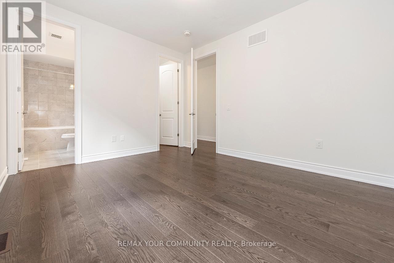 83 James Walker Avenue, Caledon, Ontario  L7C 4N1 - Photo 12 - W12893166