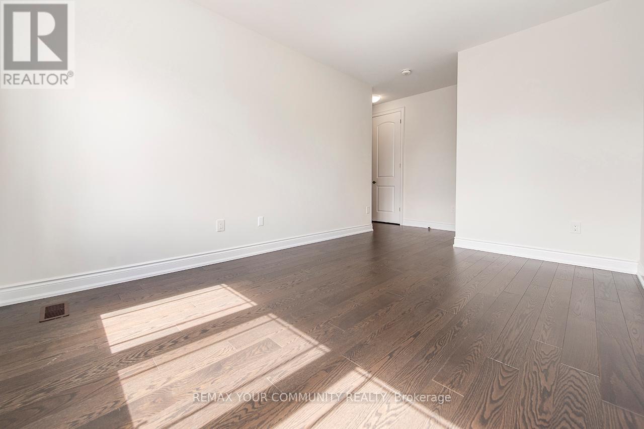 83 James Walker Avenue, Caledon, Ontario  L7C 4N1 - Photo 17 - W12893166