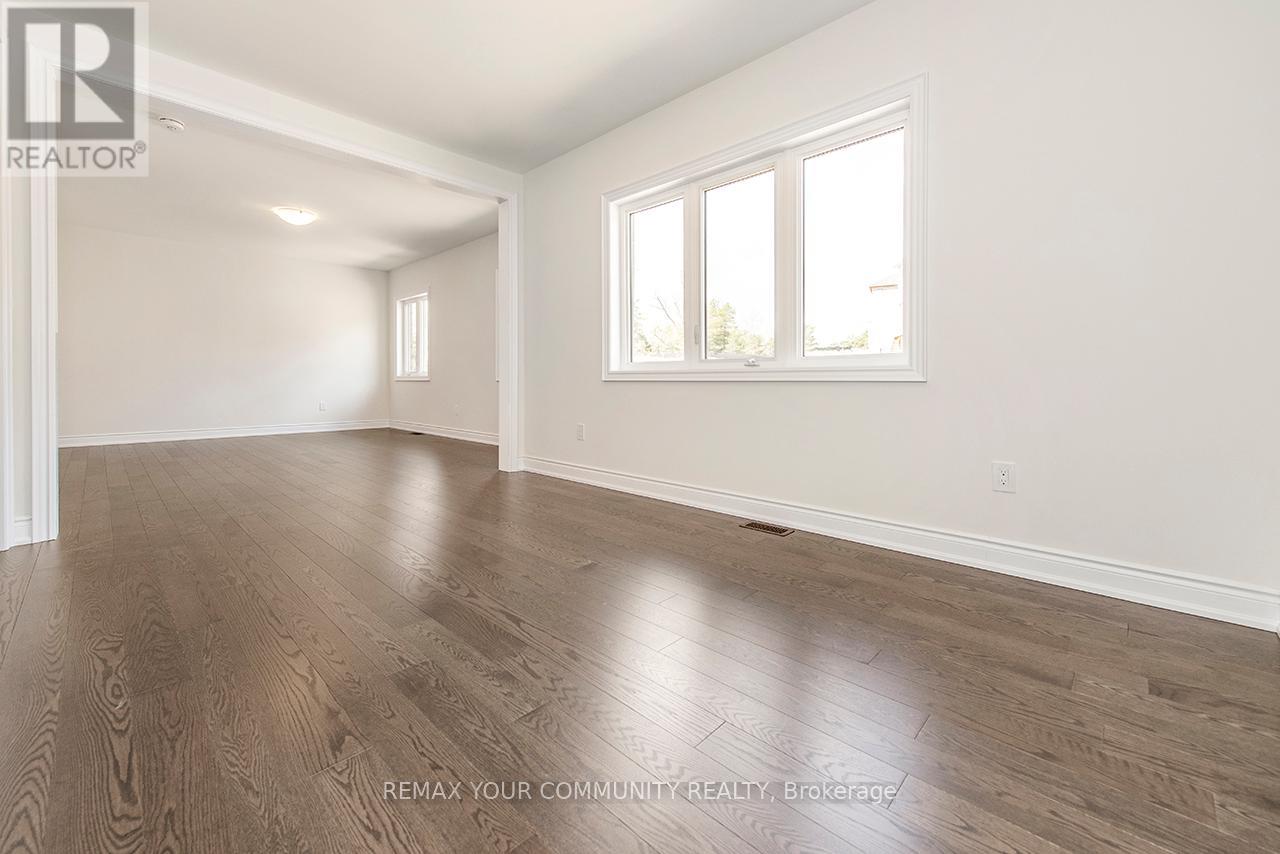 83 James Walker Avenue, Caledon, Ontario  L7C 4N1 - Photo 6 - W12893166