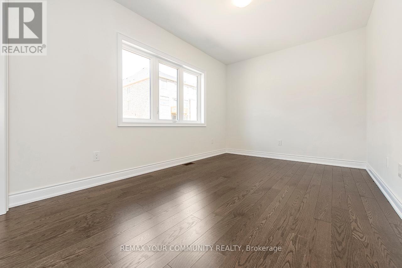 83 James Walker Avenue, Caledon, Ontario  L7C 4N1 - Photo 8 - W12893166