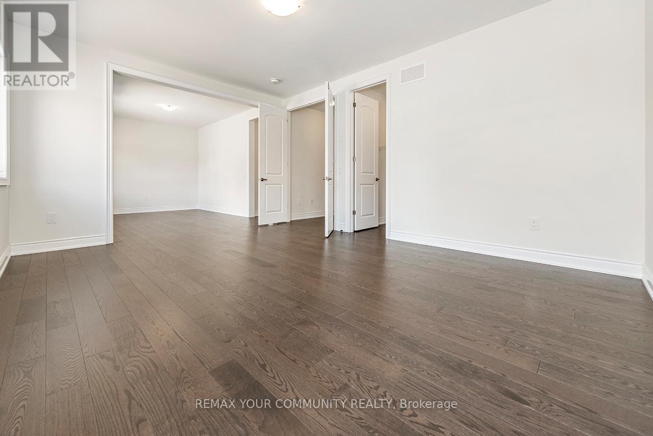 83 James Walker Avenue, Caledon, Ontario  L7C 4N1 - Photo 9 - W12893166