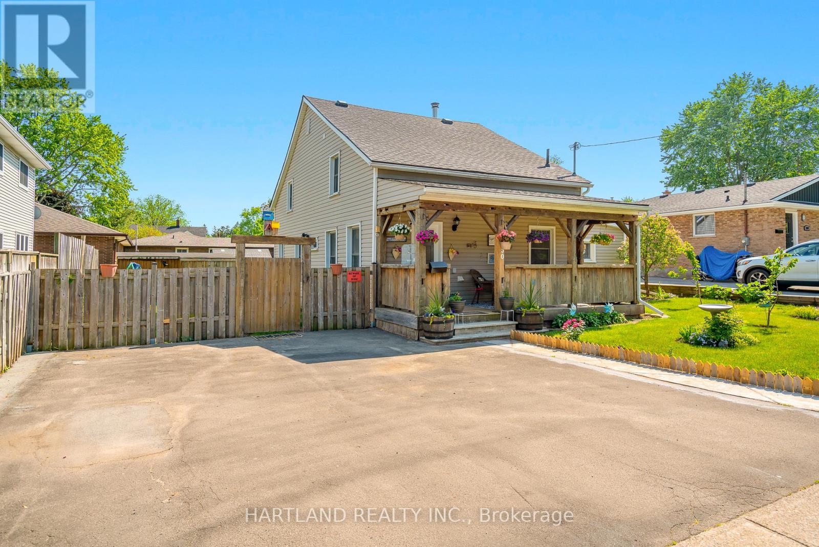 6150 Church's Lane, Niagara Falls, Ontario  L2J 3Z7 - Photo 1 - X12892960