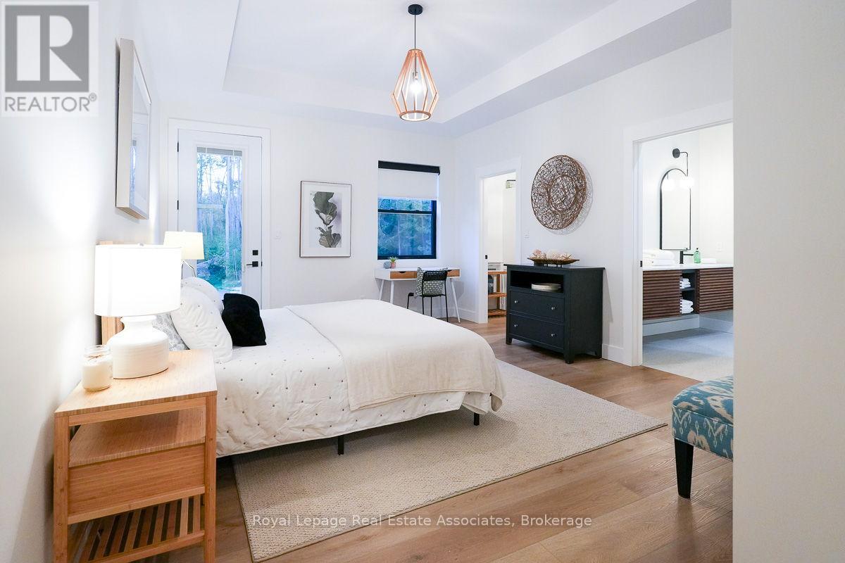 18 Tamarac Road, South Bruce Peninsula, Ontario  N0H 2T0 - Photo 15 - X12892968