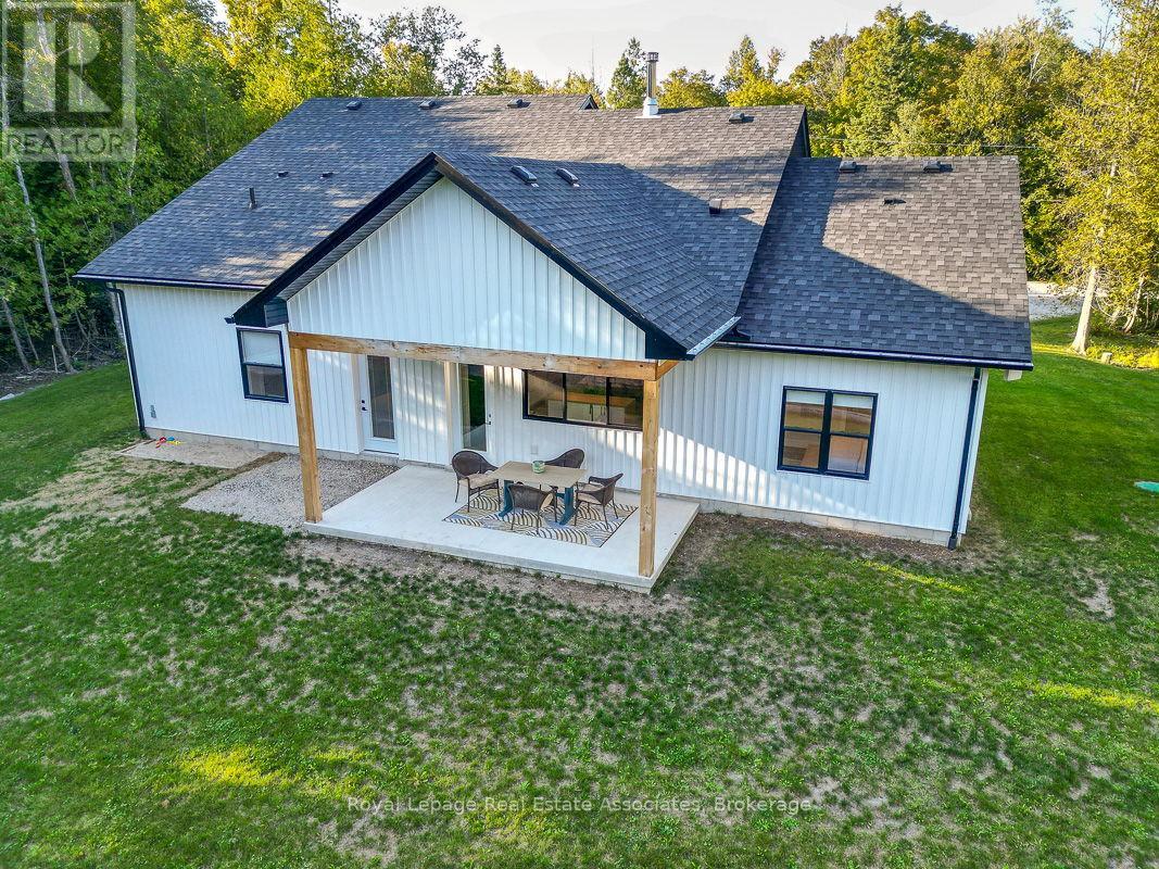 18 Tamarac Road, South Bruce Peninsula, Ontario  N0H 2T0 - Photo 26 - X12892968