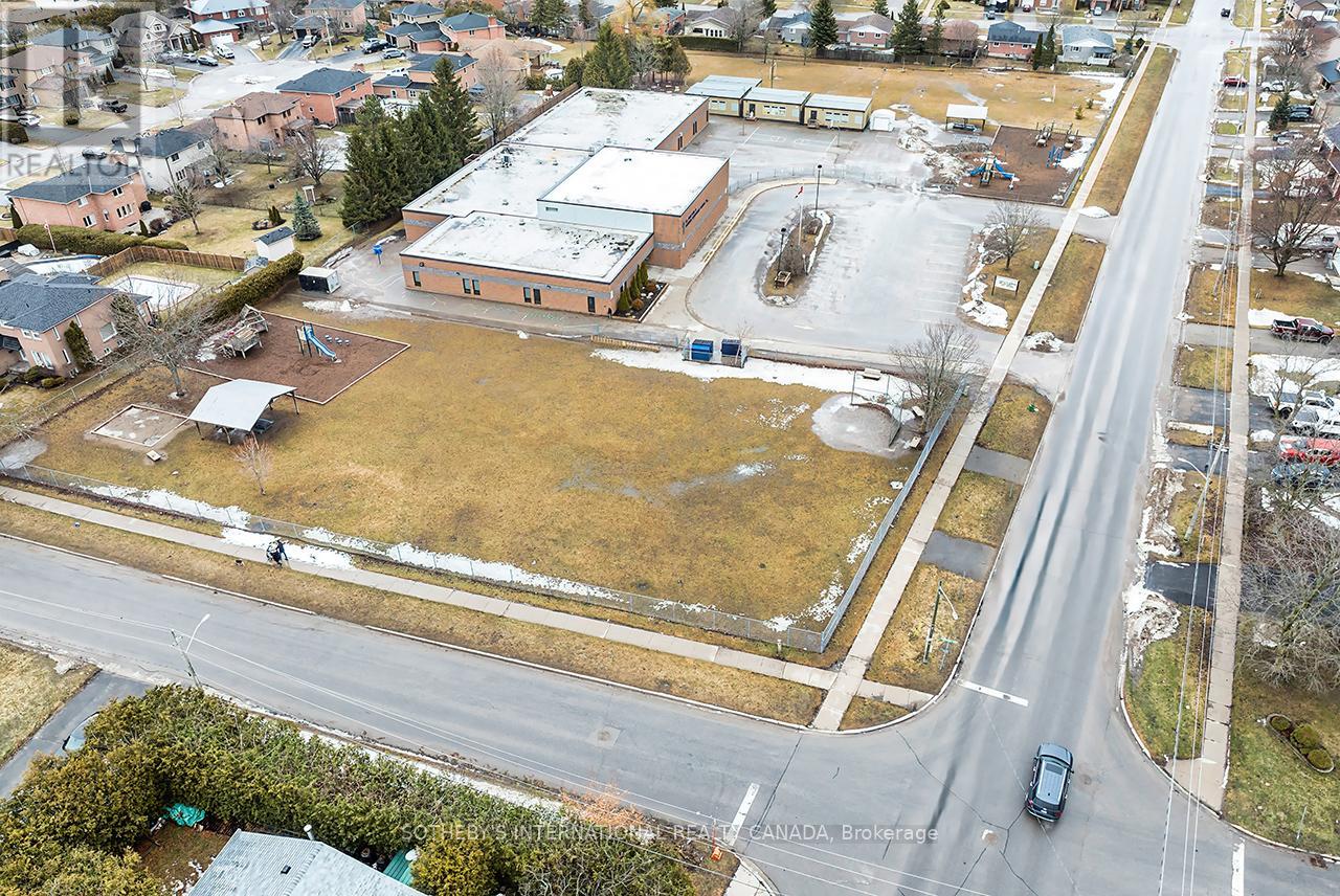 142 Sanderling Crescent N, Kawartha Lakes, Ontario  K9V 5L2 - Photo 20 - X12893116