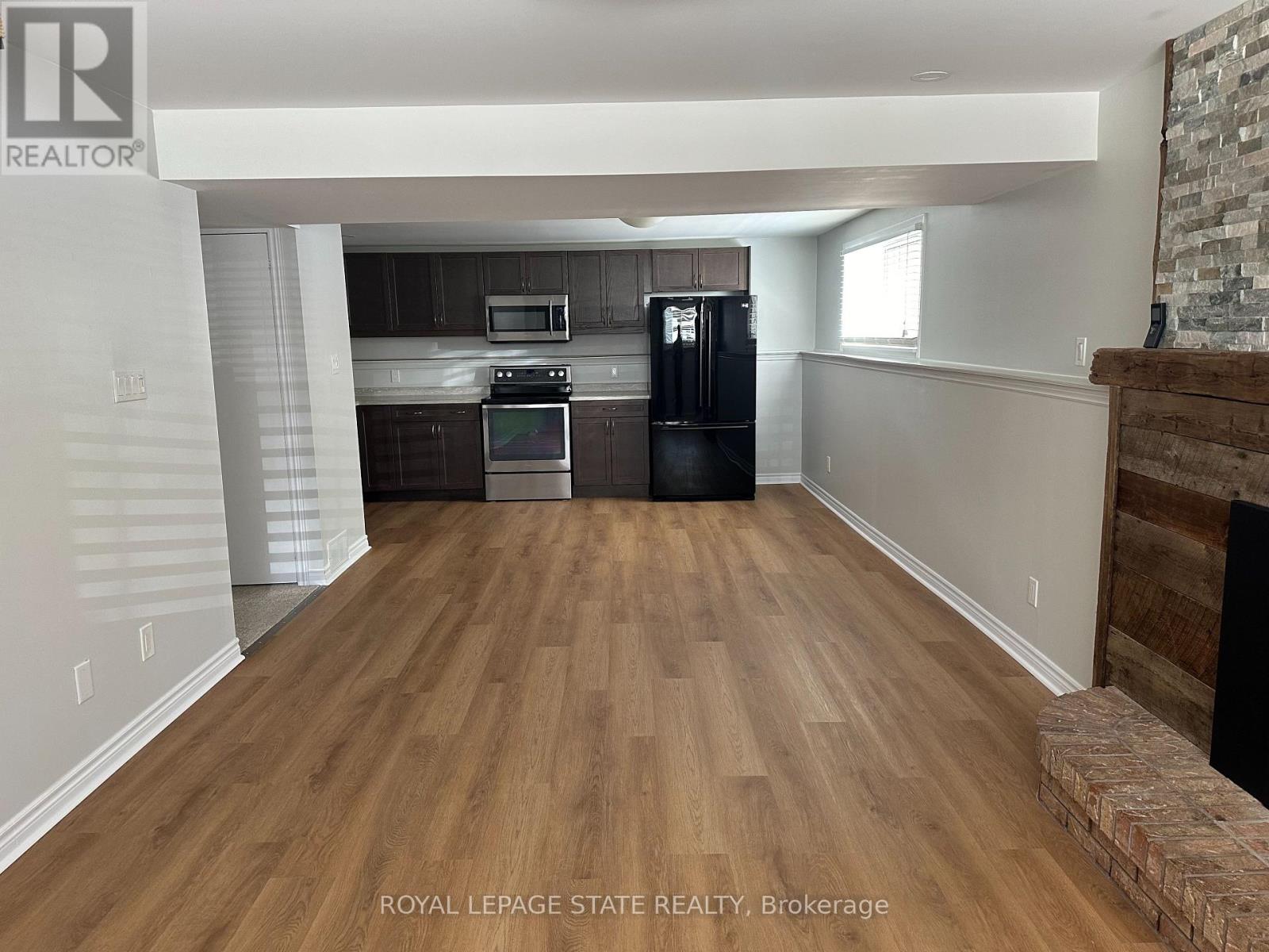 B - 36 Inglewood Court, Grimsby (Grimsby Beach), Ontario  L3M 4S2 - Photo 12 - X12893144