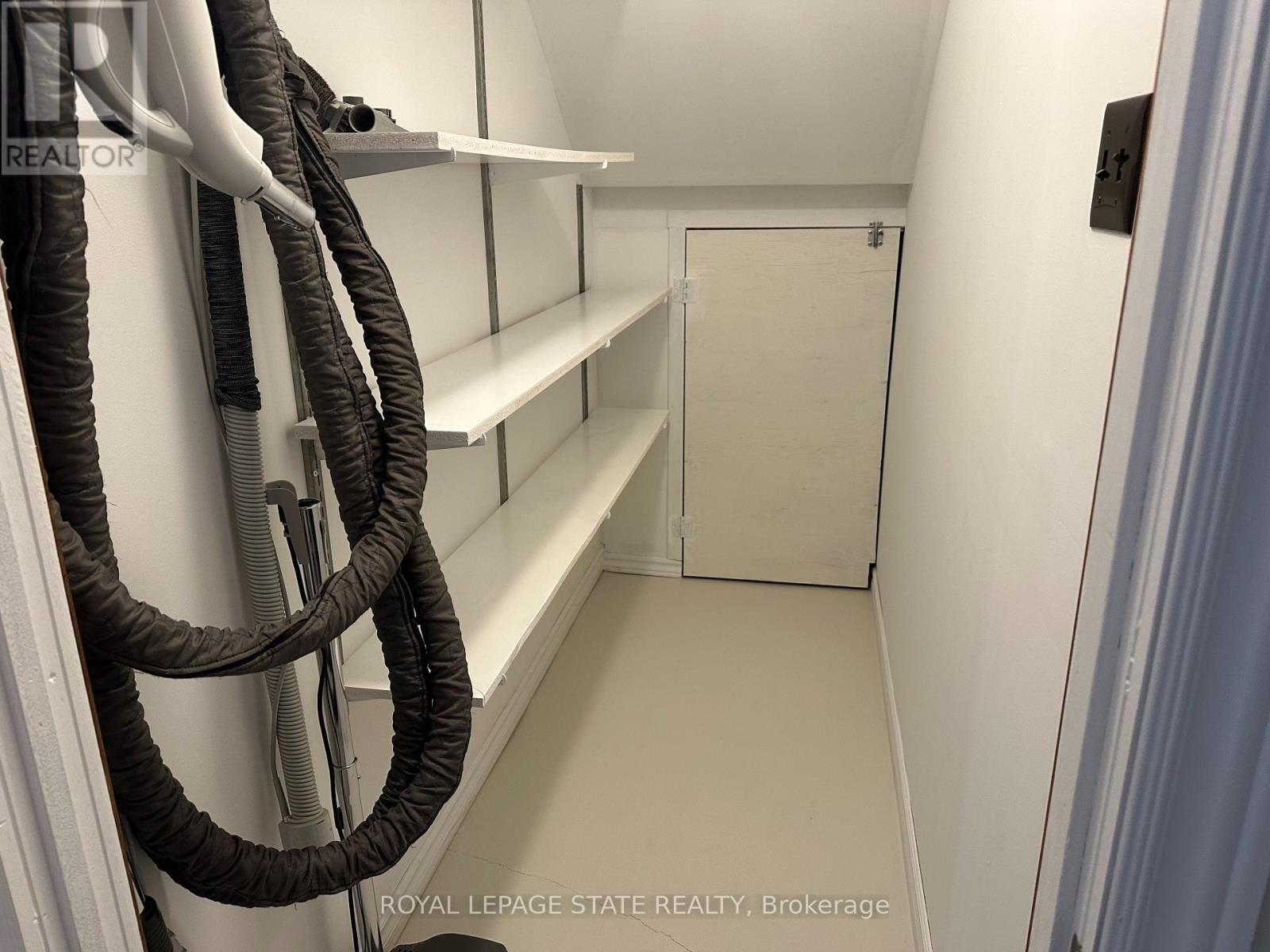 B - 36 Inglewood Court, Grimsby (Grimsby Beach), Ontario  L3M 4S2 - Photo 20 - X12893144