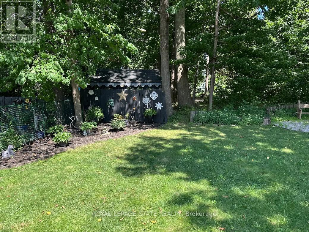 B - 36 Inglewood Court, Grimsby (Grimsby Beach), Ontario  L3M 4S2 - Photo 27 - X12893144