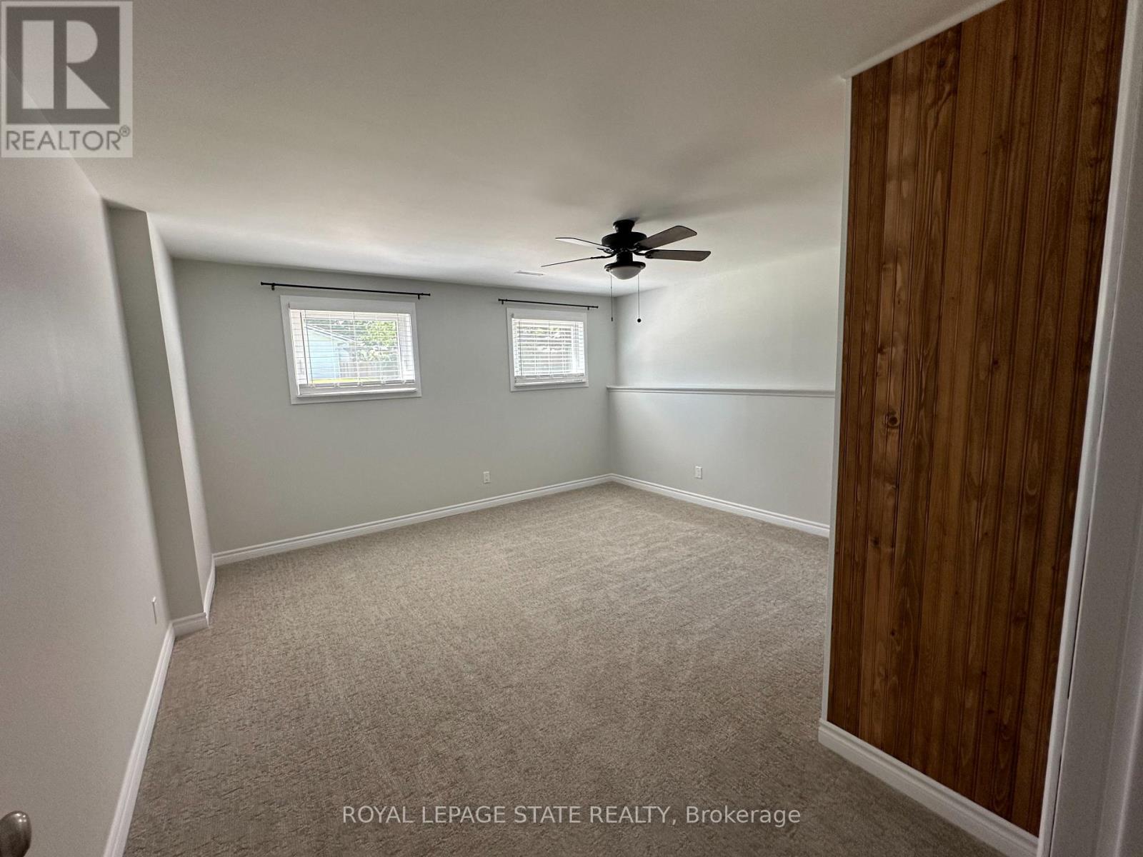 B - 36 Inglewood Court, Grimsby (Grimsby Beach), Ontario  L3M 4S2 - Photo 4 - X12893144