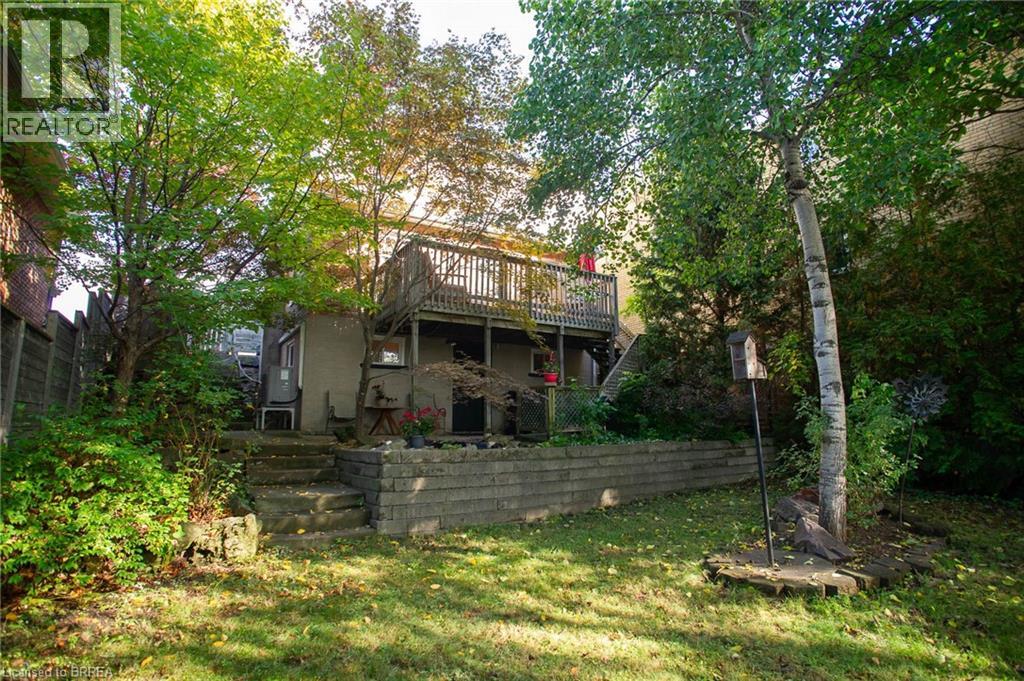 24 Avenue Road, Cambridge, Ontario  N1R 1B7 - Photo 28 - 40812478