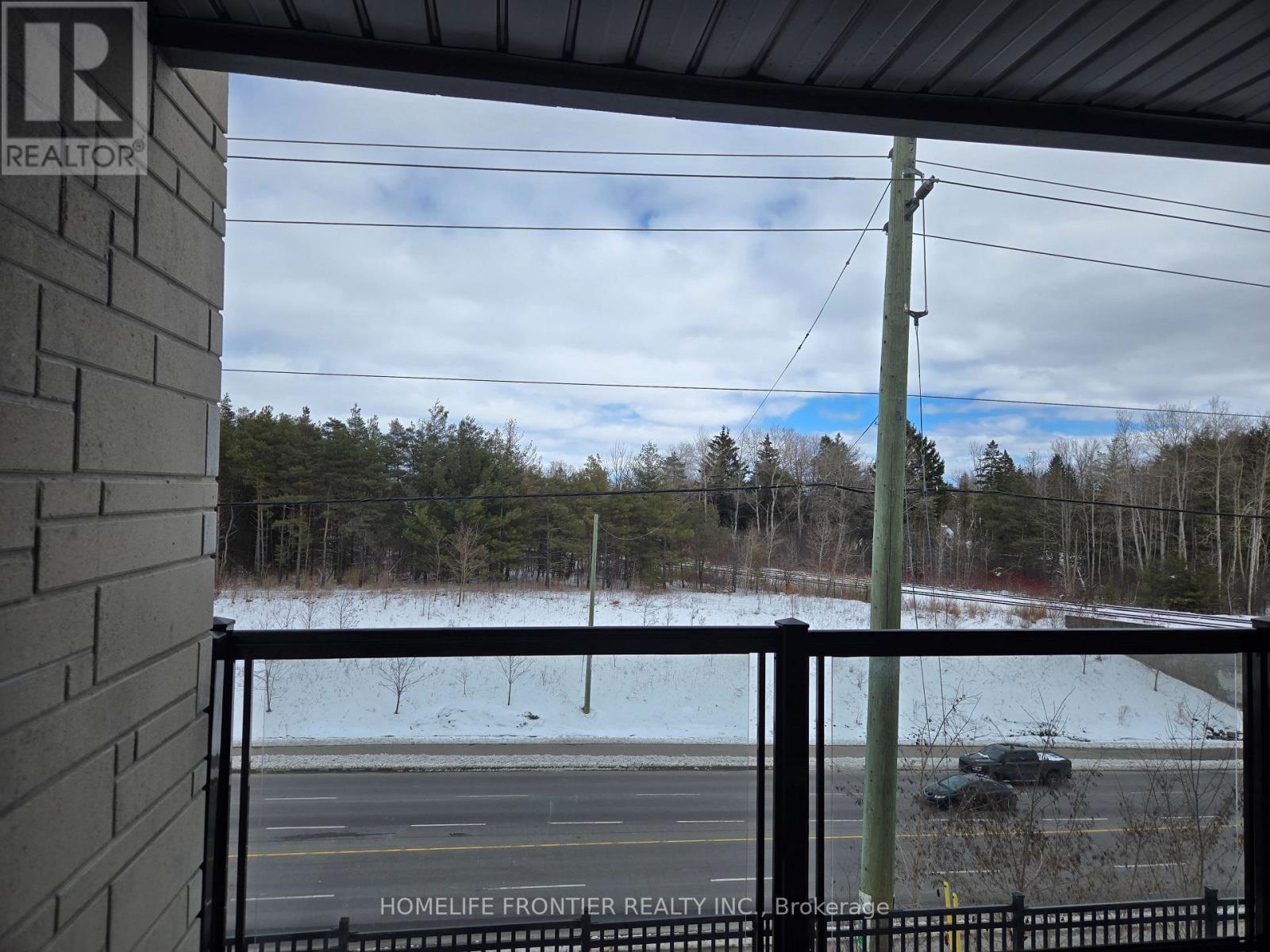 39 Credit Lane, Richmond Hill, Ontario  L4E 1G9 - Photo 9 - N12881042