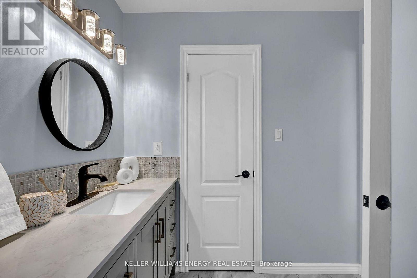 848 Copperfield Drive, Oshawa, Ontario  L1K 1P5 - Photo 16 - E12893222