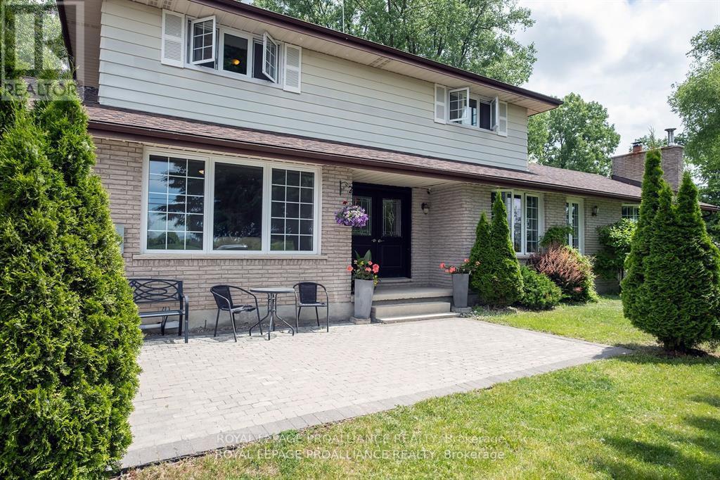 104 Bethany Road, Belleville, Ontario  K8N 4Z6 - Photo 2 - X12893192