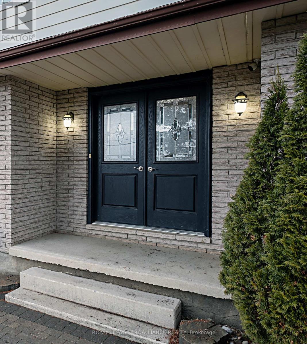 104 Bethany Road, Belleville, Ontario  K8N 4Z6 - Photo 3 - X12893192