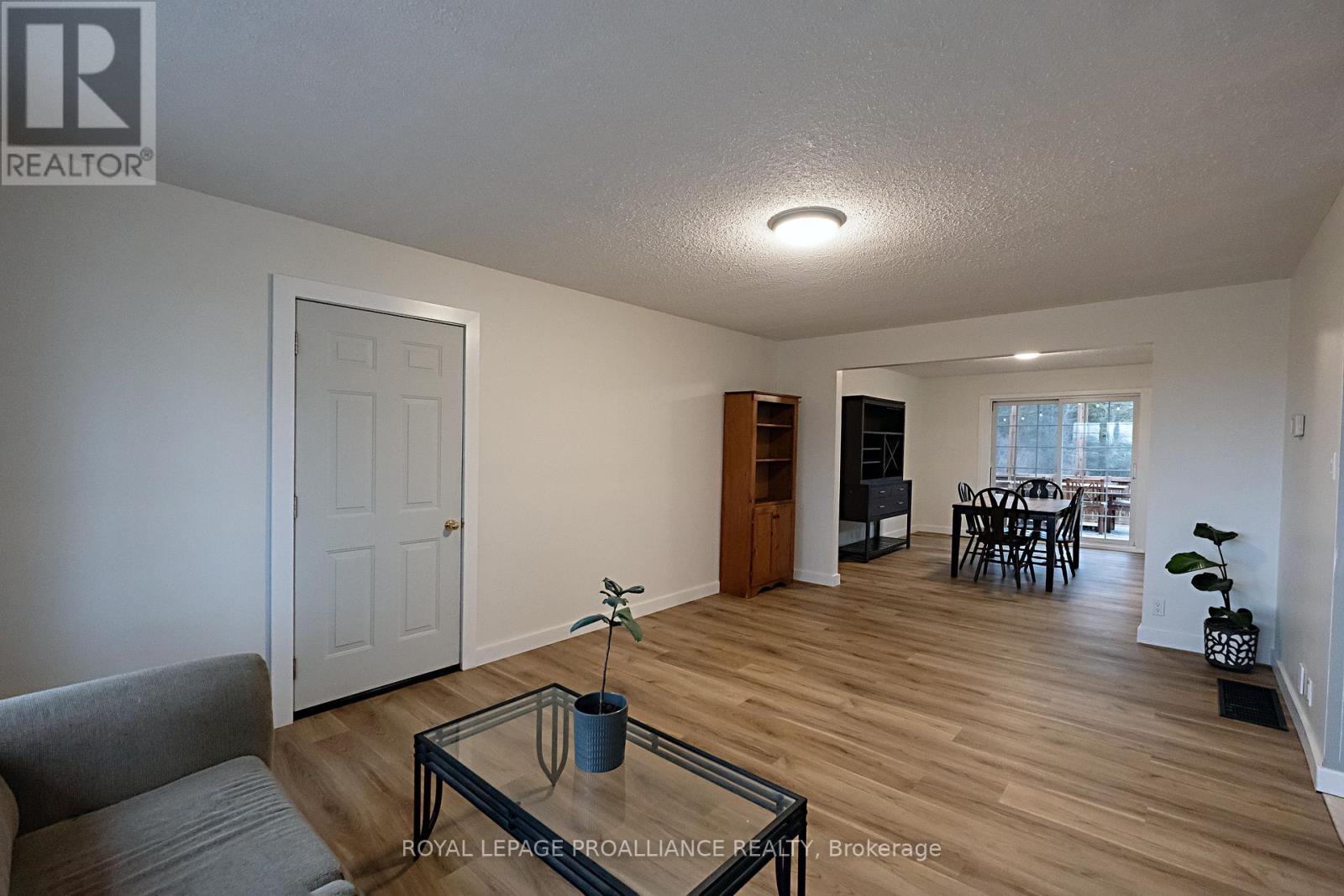 104 Bethany Road, Belleville, Ontario  K8N 4Z6 - Photo 6 - X12893192