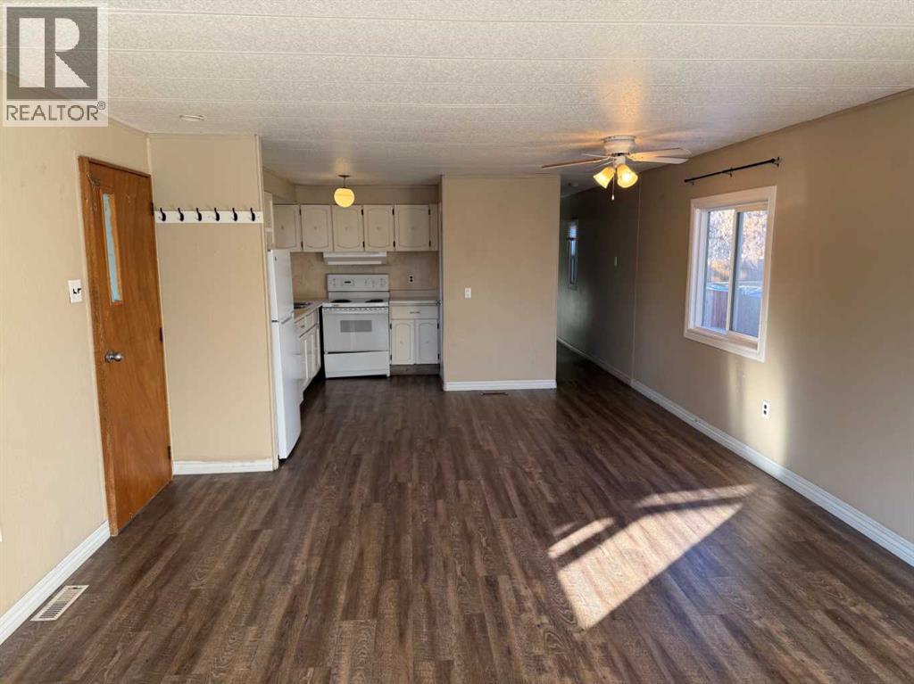 4942 43 Street, Vermilion, Alberta  T9X 1P5 - Photo 3 - A2278992