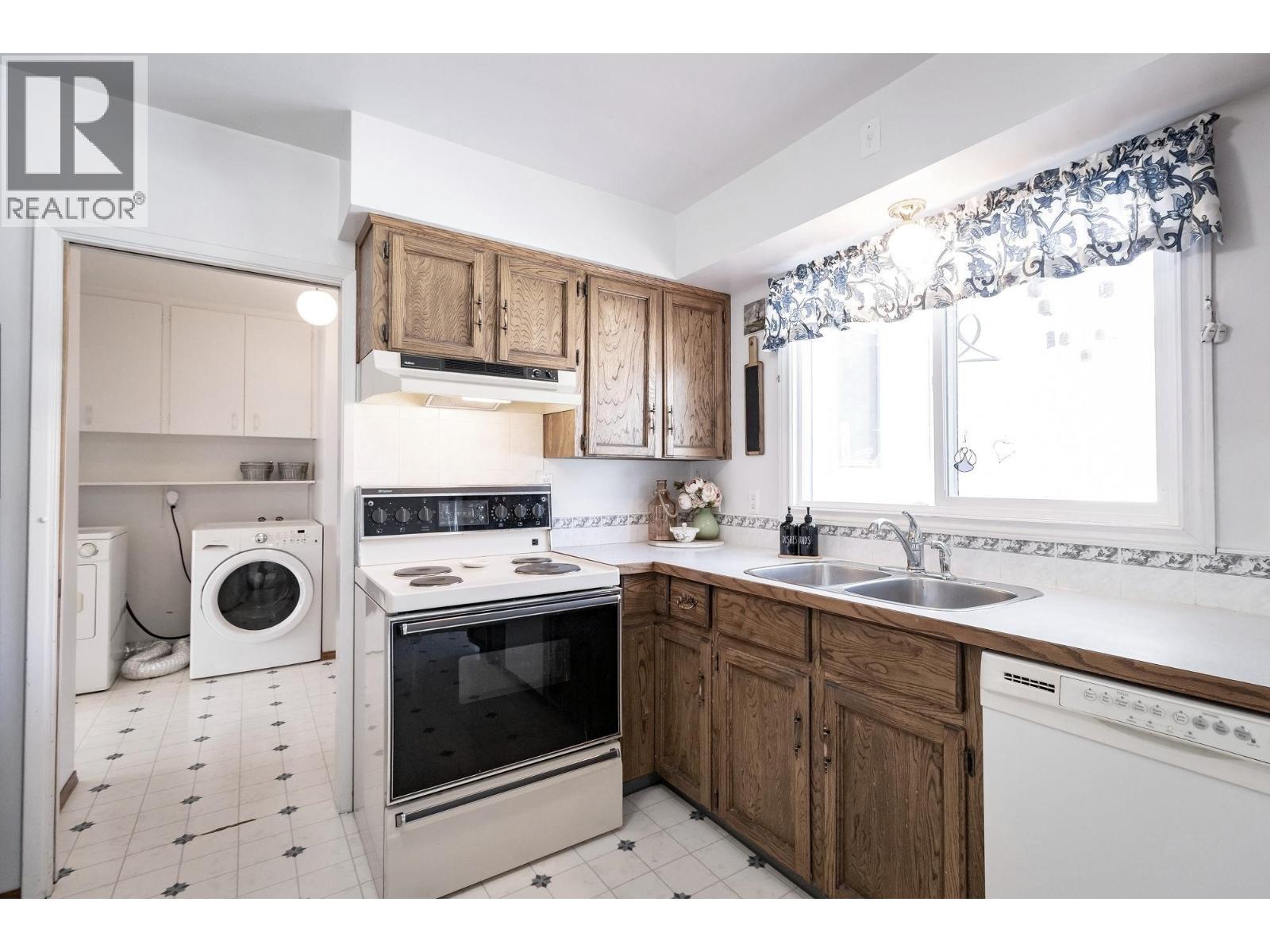 11323 94 Street, Fort St. John, British Columbia  V1J 3M1 - Photo 7 - R3100341