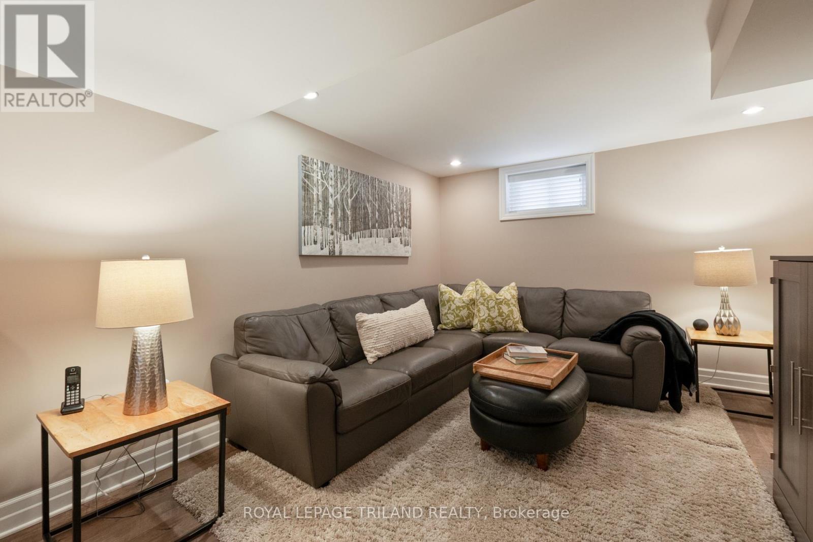 36 Mckenzie Avenue, London South, Ontario  N6C 1V3 - Photo 24 - X12893262