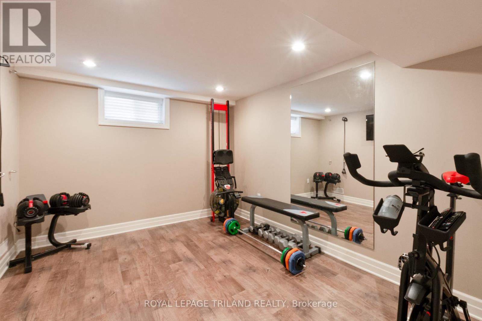 36 Mckenzie Avenue, London South, Ontario  N6C 1V3 - Photo 26 - X12893262