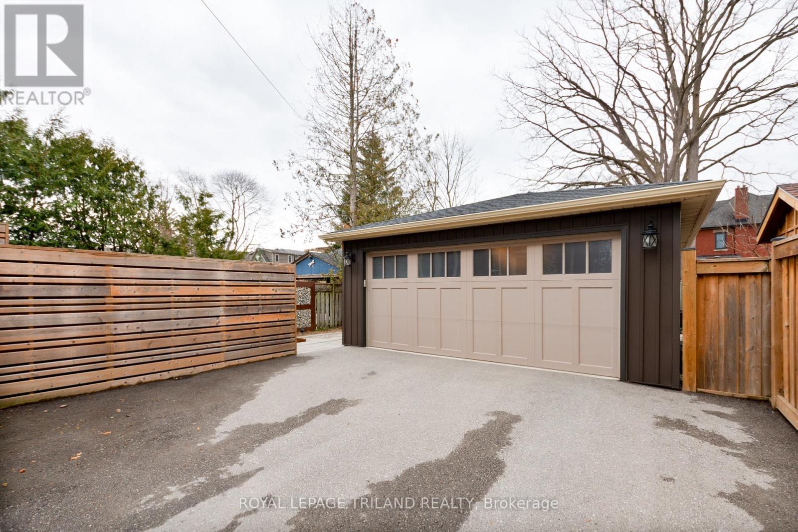 36 Mckenzie Avenue, London South, Ontario  N6C 1V3 - Photo 35 - X12893262