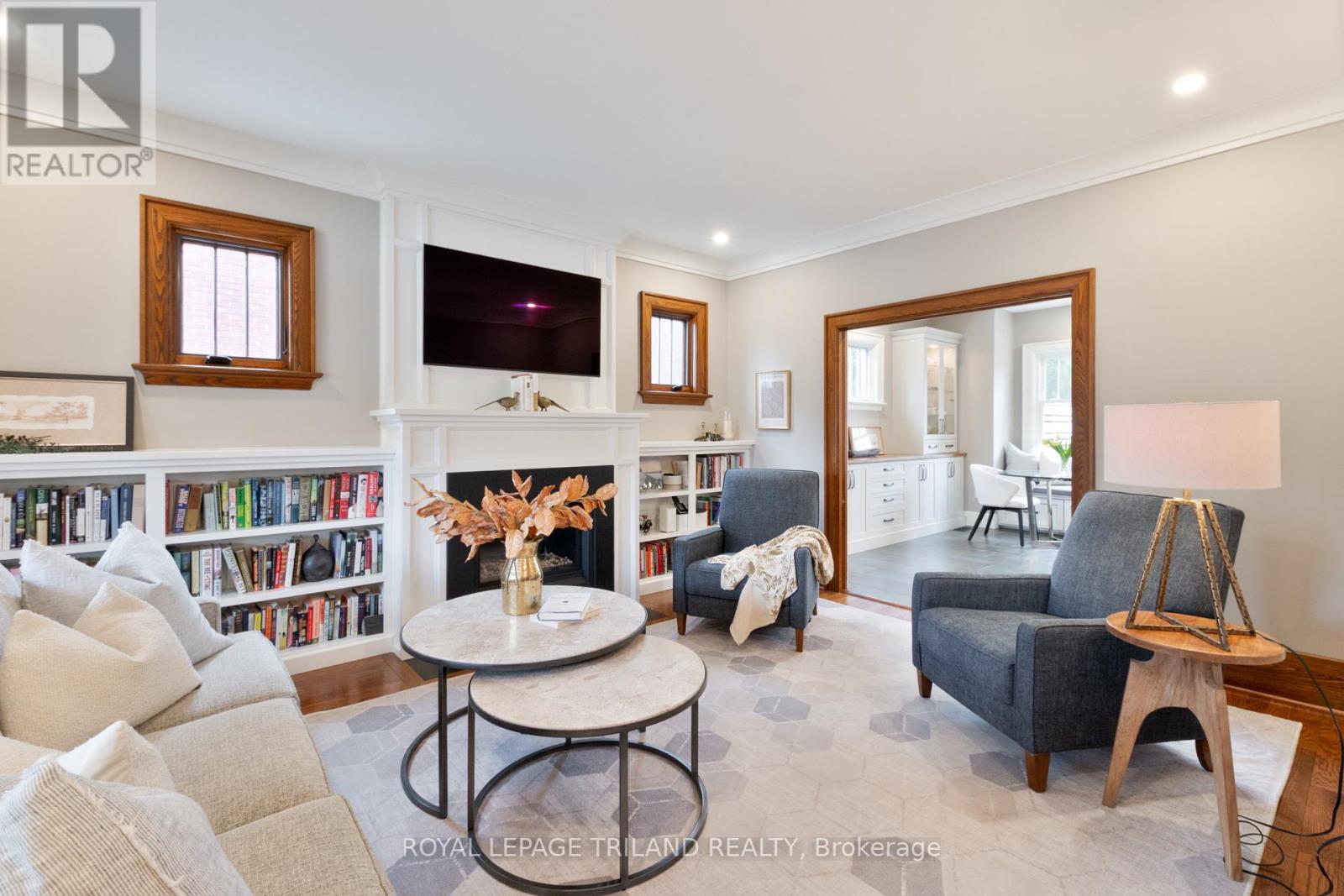 36 Mckenzie Avenue, London South, Ontario  N6C 1V3 - Photo 5 - X12893262