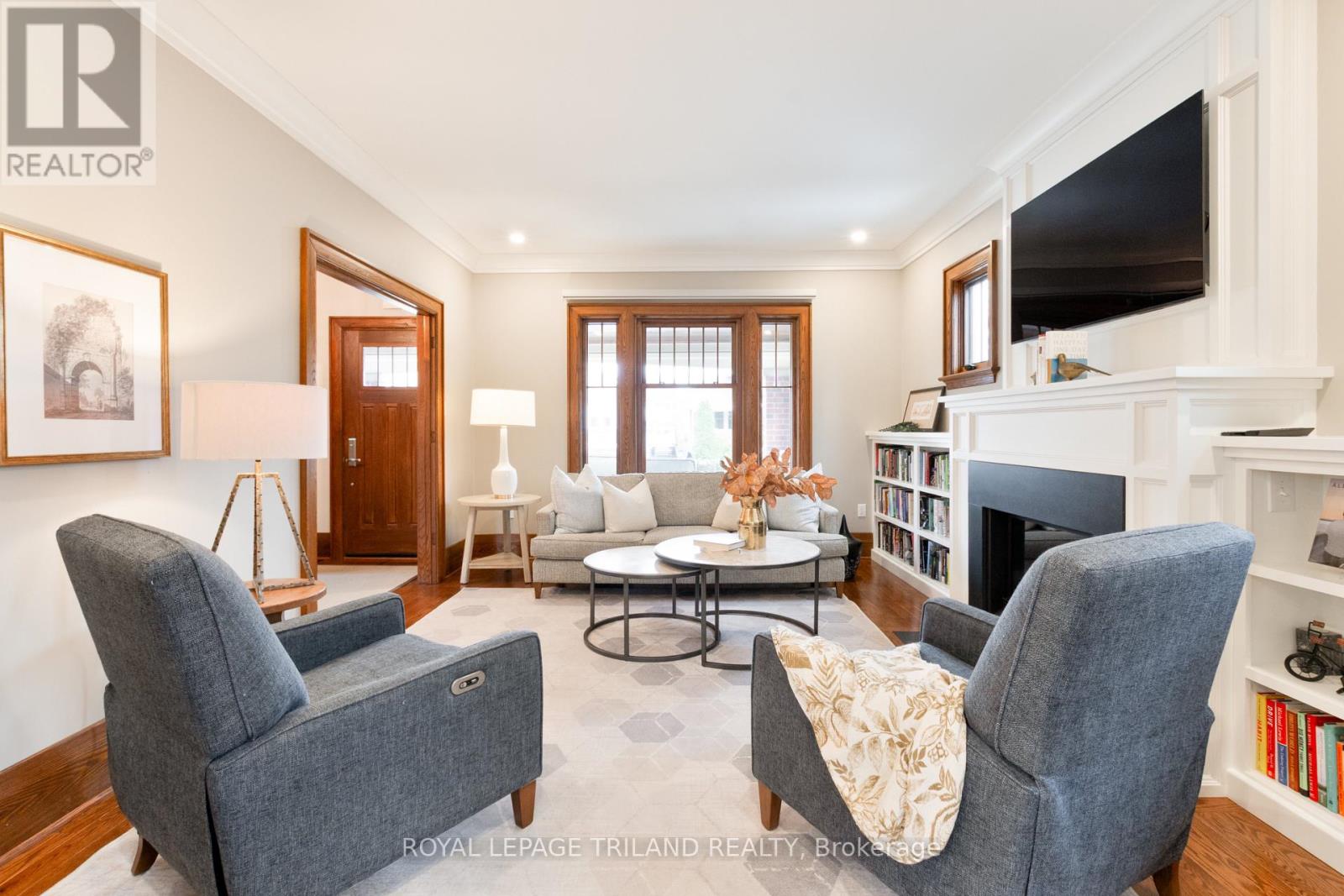 36 Mckenzie Avenue, London South, Ontario  N6C 1V3 - Photo 6 - X12893262