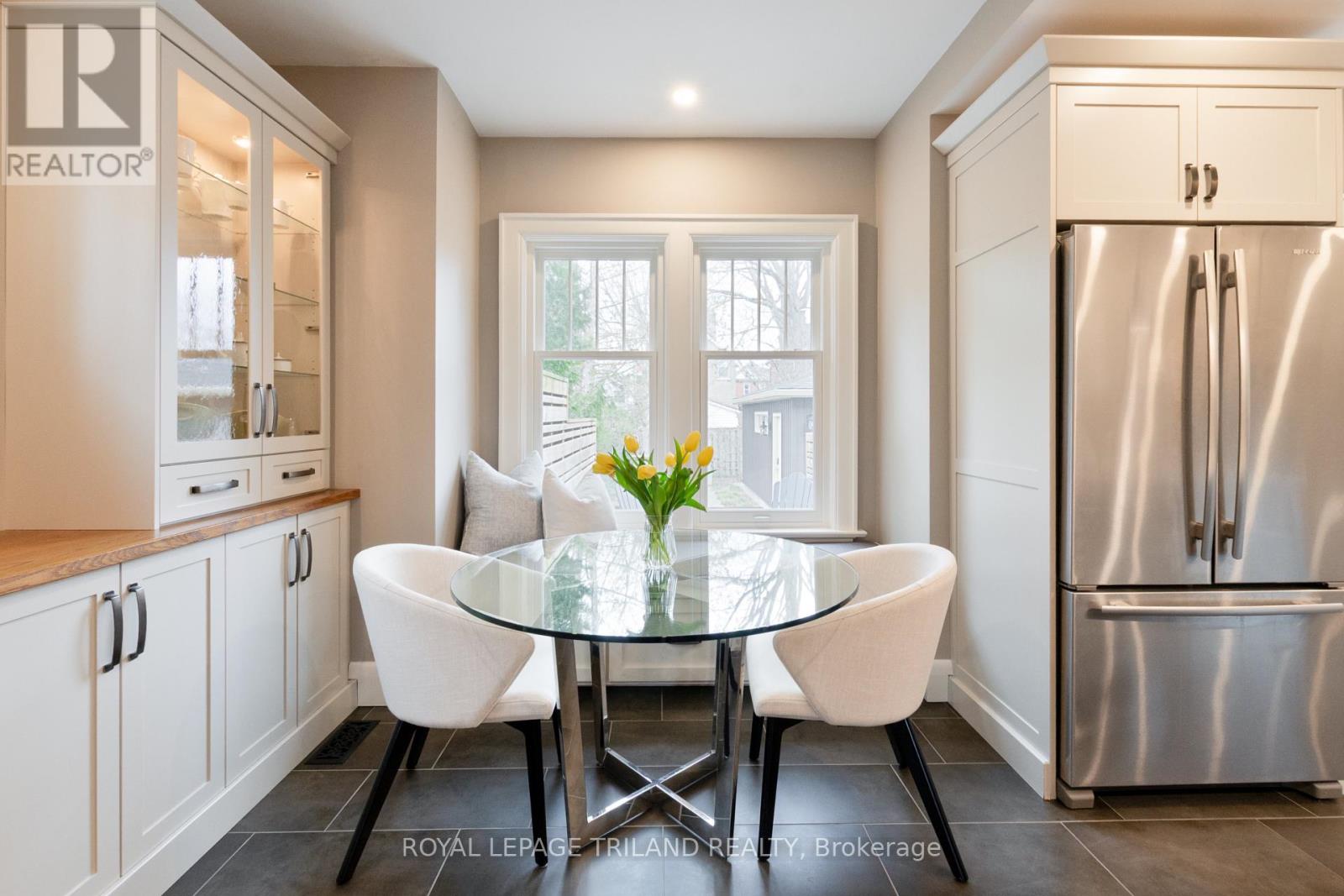 36 Mckenzie Avenue, London South, Ontario  N6C 1V3 - Photo 8 - X12893262