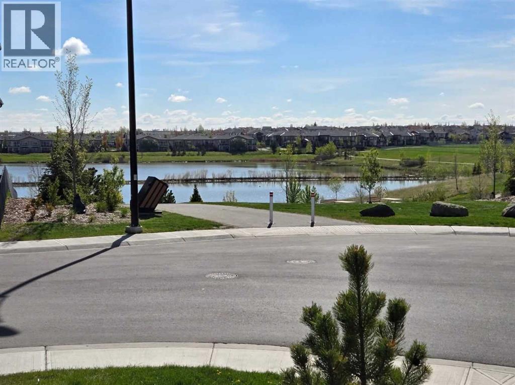 1260 Chinook Gate Bay Sw, Airdrie, Alberta  T4B 5J2 - Photo 1 - A2286771