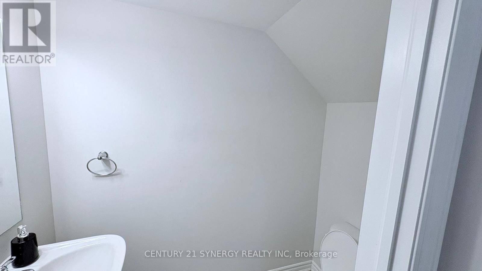 503 Lapland Private, Ottawa, Ontario  K2V 0S2 - Photo 8 - X12893252