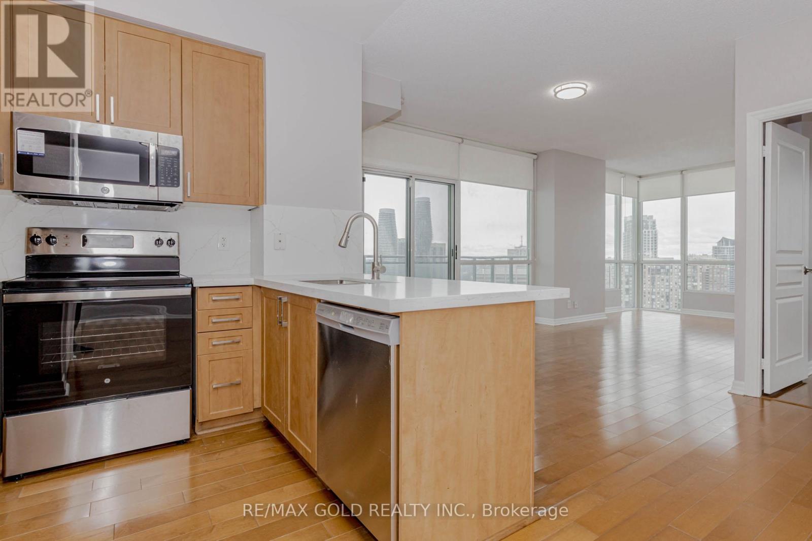 2102 - 220 Burnhamthorpe Road, Mississauga, Ontario  L5B 4N4 - Photo 20 - W12889688