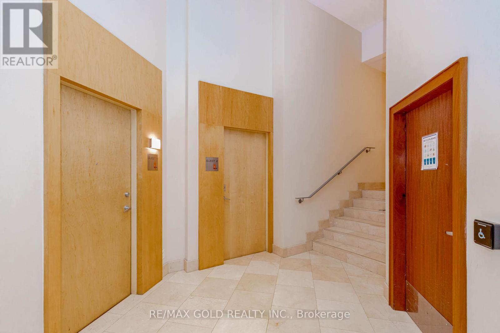 2102 - 220 Burnhamthorpe Road, Mississauga, Ontario  L5B 4N4 - Photo 47 - W12889688