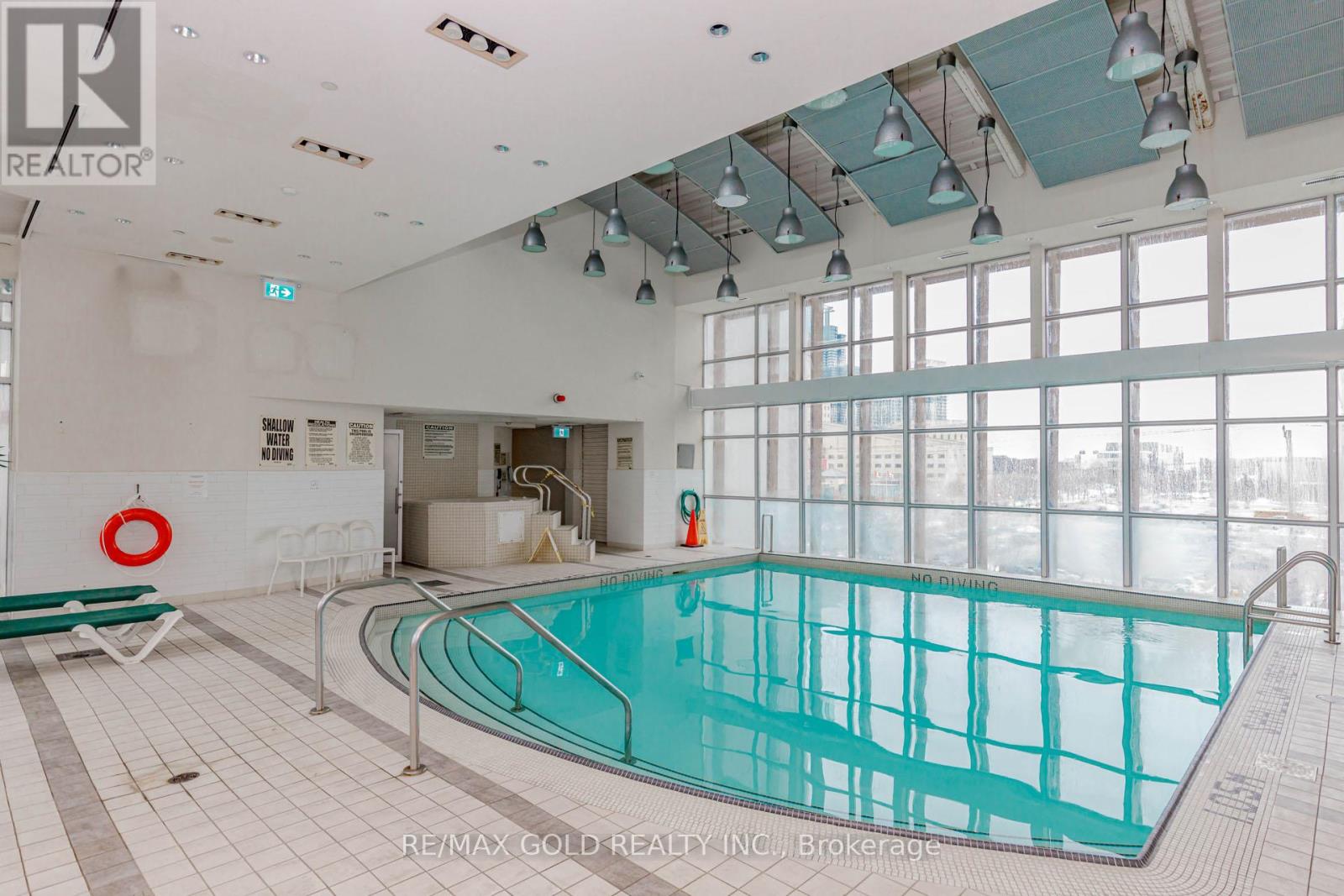 2102 - 220 Burnhamthorpe Road, Mississauga, Ontario  L5B 4N4 - Photo 48 - W12889688