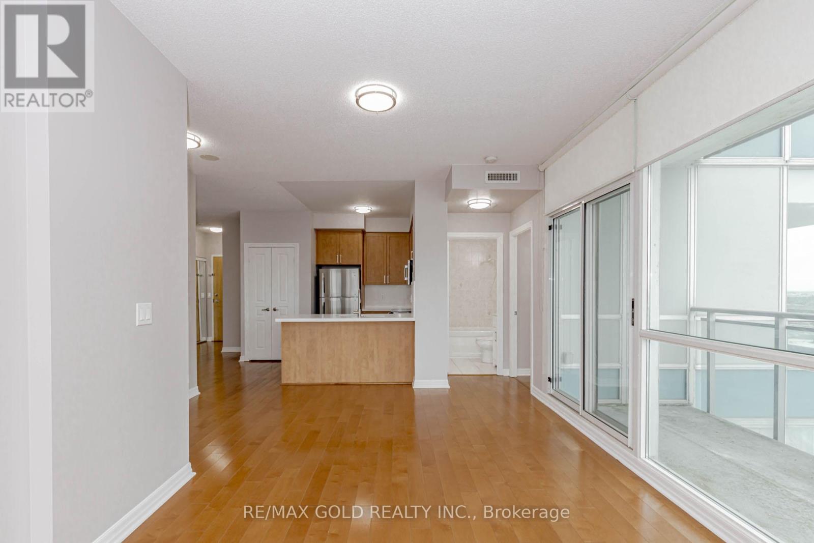 2102 - 220 Burnhamthorpe Road, Mississauga, Ontario  L5B 4N4 - Photo 28 - W12889688