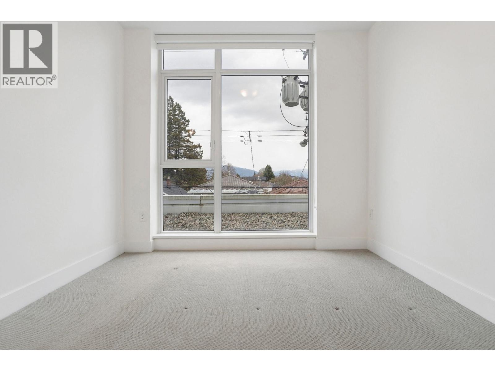 302 2455 Kingsway, Vancouver, British Columbia  V5R 5G8 - Photo 11 - R3100750