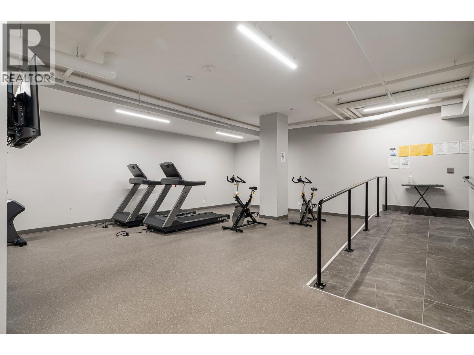 302 2455 Kingsway, Vancouver, British Columbia  V5R 5G8 - Photo 26 - R3100750