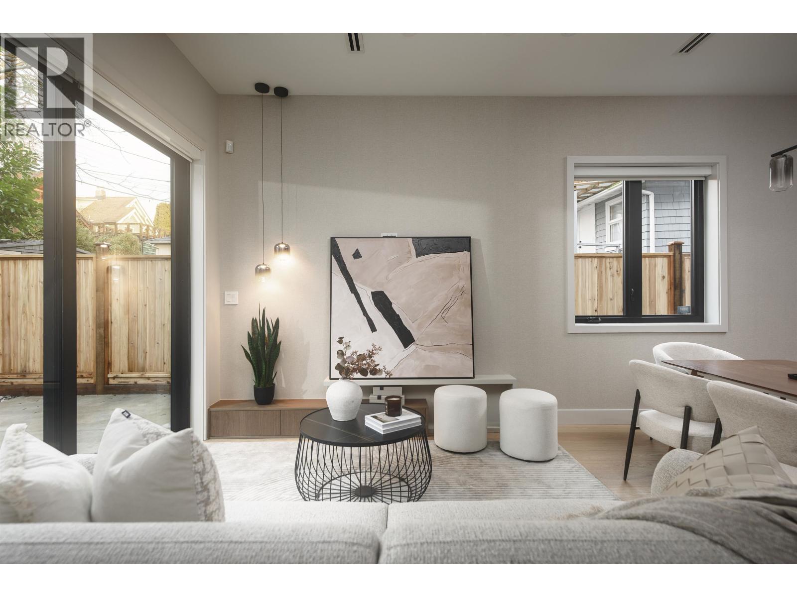 2 2637 W 12th Avenue, Vancouver, British Columbia  V6K 2P4 - Photo 11 - R3100786