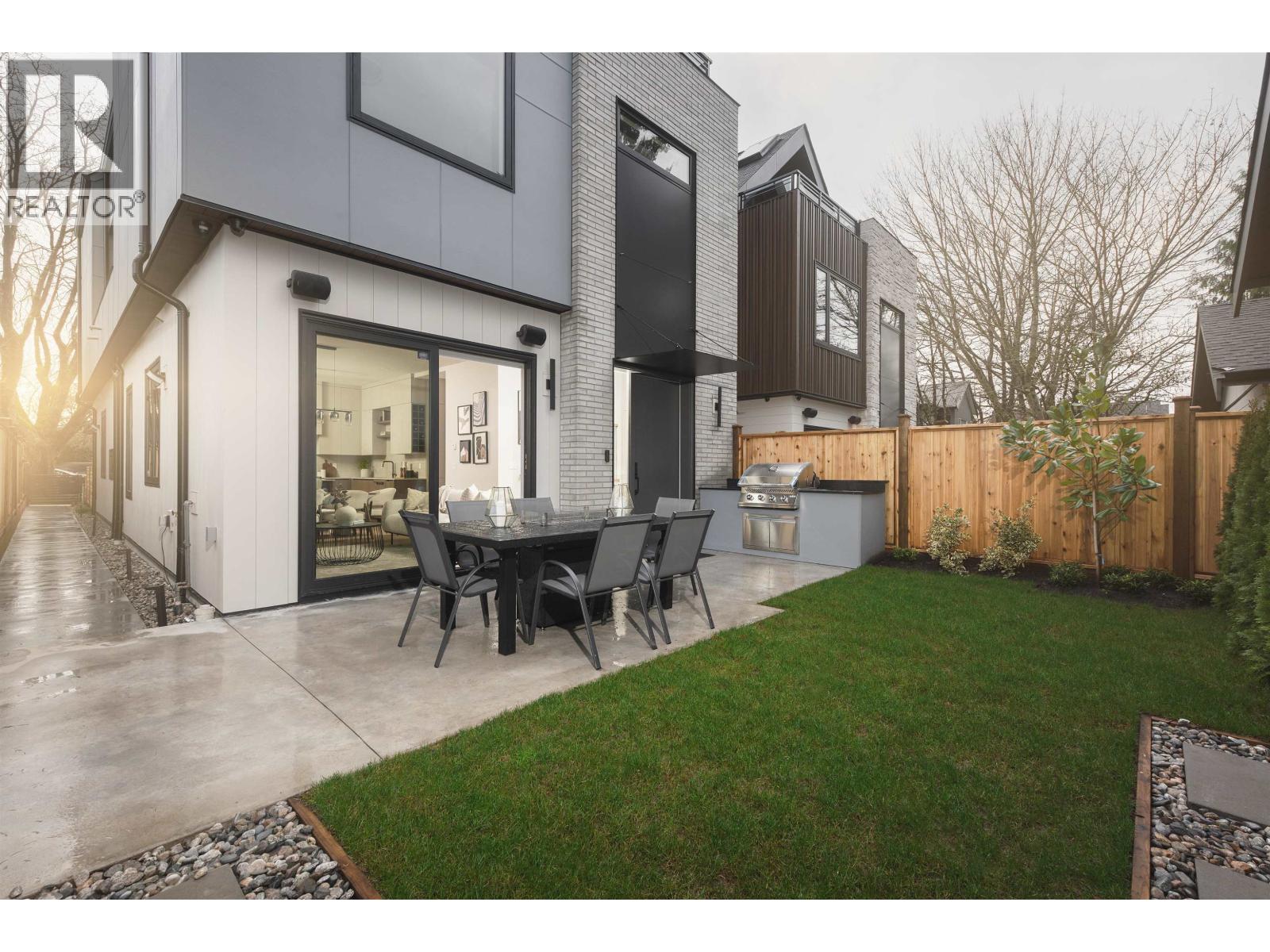 2 2637 W 12th Avenue, Vancouver, British Columbia  V6K 2P4 - Photo 21 - R3100786