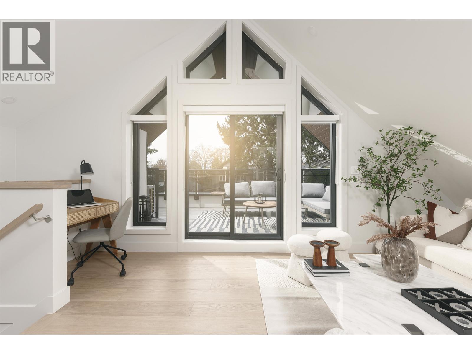 2 2637 W 12th Avenue, Vancouver, British Columbia  V6K 2P4 - Photo 5 - R3100786