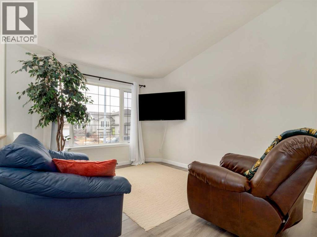 152 Blackfoot Circle W, Lethbridge, Alberta  T1K 7T4 - Photo 7 - A2294183