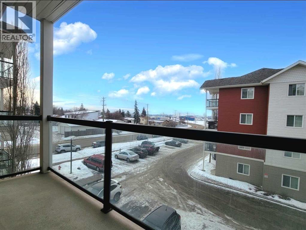 302, 9810 96 Street, Grande Prairie, Alberta  T8V 7T9 - Photo 22 - A2274008