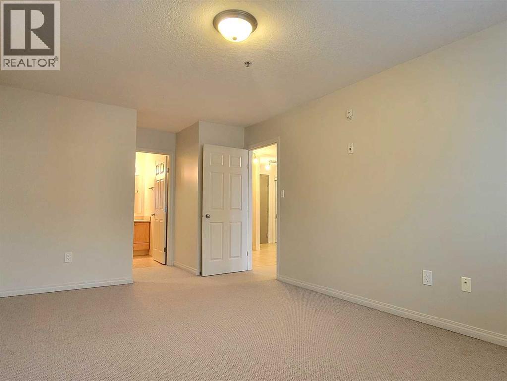 302, 9810 96 Street, Grande Prairie, Alberta  T8V 7T9 - Photo 9 - A2274008