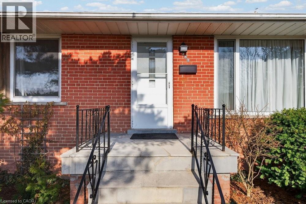 387 Walton Street, Oakville, Ontario  L6K 1R7 - Photo 6 - 40813058