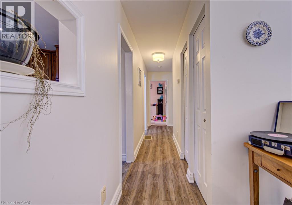 18 Gilston Parkway, Paris, Ontario  N3L 3K6 - Photo 12 - 40812988