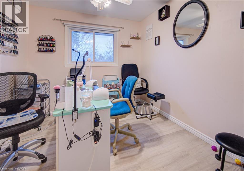 18 Gilston Parkway, Paris, Ontario  N3L 3K6 - Photo 15 - 40812988