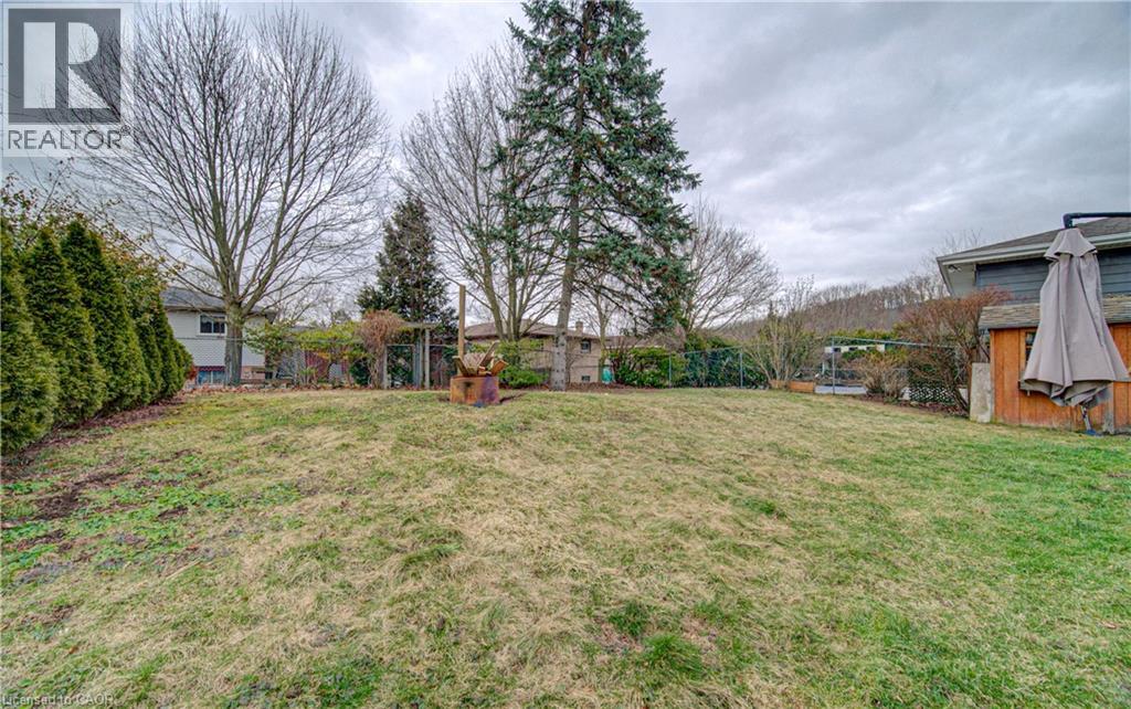 18 Gilston Parkway, Paris, Ontario  N3L 3K6 - Photo 25 - 40812988